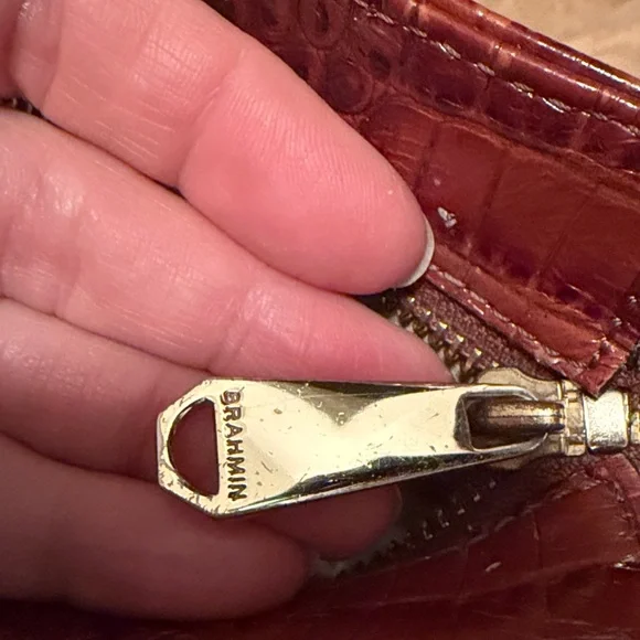 Brahmin Crossbody - Picture 8 of 12